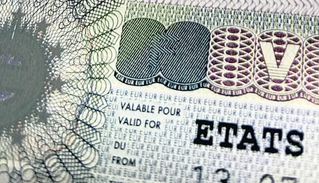 AB ülkelerinin kurduğu Avrupa Parlamentosu (AP), Türk vatandaşlarına Schengen Bölgesi'ne giriş çağrısında bulundu.