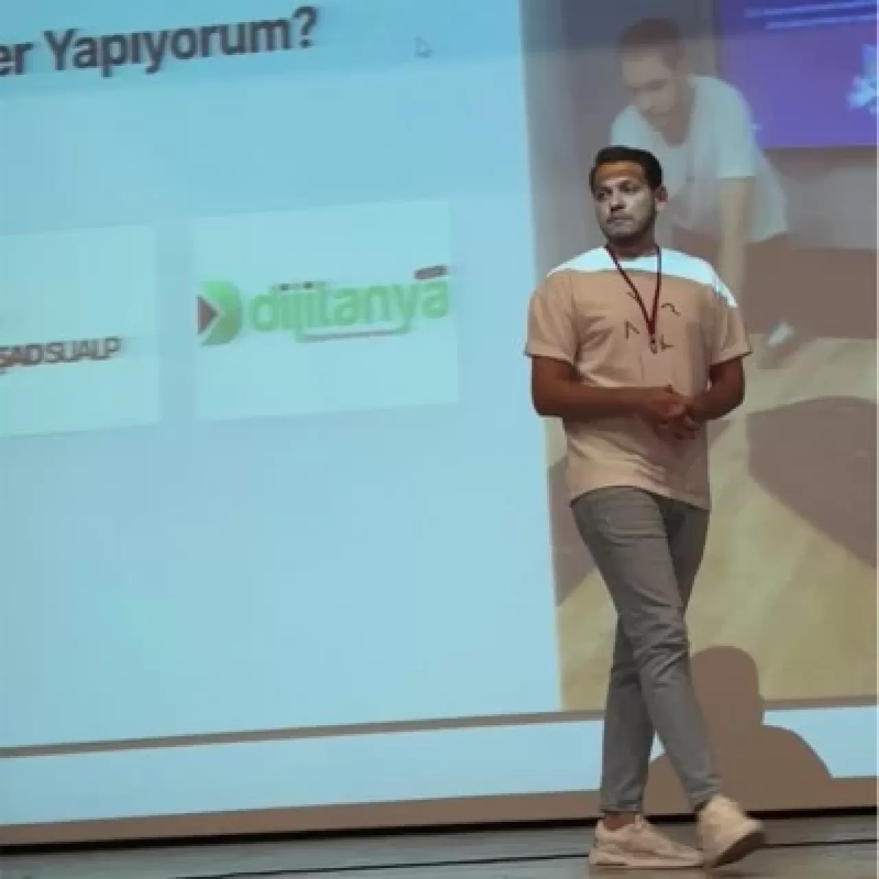SEO Uzmanı Kürşad Sualp Kimdir?
