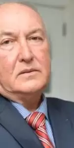 Ünlü Profesör Dr. Övgün Ahmet Ercan, beyin kanaması riski yaşadığını açıkladı, sağlık durumu endişe yarattı.