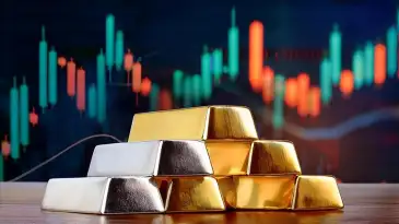 Altın rekorun kıyısında, gümüş rekor kırdı!