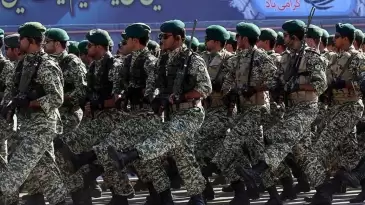 İran'dan şaşırtıcı bir gösteri: Gizli yeraltı İHA üssü ortaya çıkarıldı!