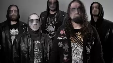 Rock grubu üyeleri, dini değerlere yönelik hakaret suçlamasıyla tutuklandı.