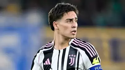 Ballon d'Or Ödül Töreni, Futbol Tutkunlarını Ekran Başına Kilitleyecek! Tarihin En İyi Futbolcuları Ödüllerini Almak İçin Yarışacak. 22 Eylül 22:00'da Canlı Yayınla Sizlerle!