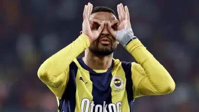 Eski Hakemler Fenerbahçe-Beşiktaş Derbisinde En Nesyri'nin Pozisyonunu Tartıştı: Penaltı Olmalı mıydı?