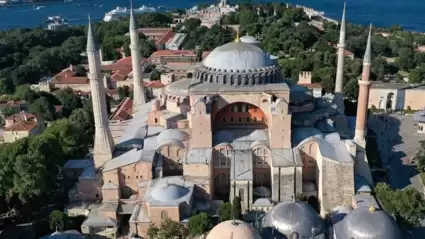 Erdoğan'dan Ayasofya açıklaması: "Müze olarak kalacak, özgür olacak!"