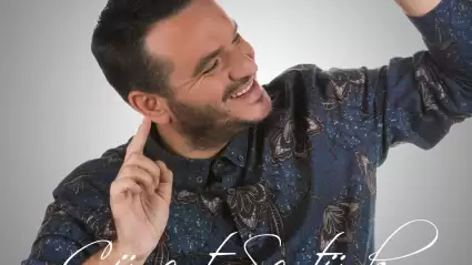Cüneyt Şentürk Kimdir? Rumeli Müziğinin Güçlü Sesiyle Tanışın