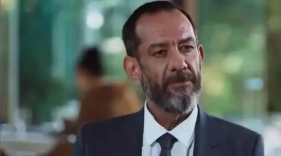Hudutsuz Sevda'nın Şeref'i Emre Törün kimdir? Emre Törün kaç yaşında?