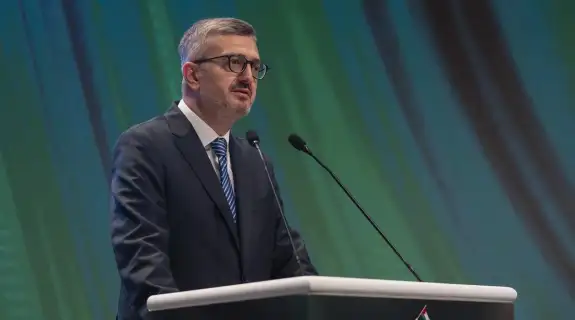 İletişim Başkanı Duran: Türk bayrağı, gökyüzünde gururla dalgalanmaya devam edecek