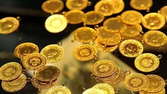 Altın fiyatlarındaki düşüş, 8 Mayıs 2025 tarihinde gram, çeyrek, tam ve tam altın fiyatlarını etkiledi. Yatırımcılar merakla bekliyor!
