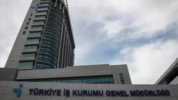 İŞKUR tarafından yapılan duyuruya göre Sağlık Bakanlığı, 2025 yılında 3.658 yeni işçi alımı gerçekleştirecek. Peki, kura çekimi ne zaman, saat kaçta yapılacak? Hangi illere ve mesleklere yapılacak?